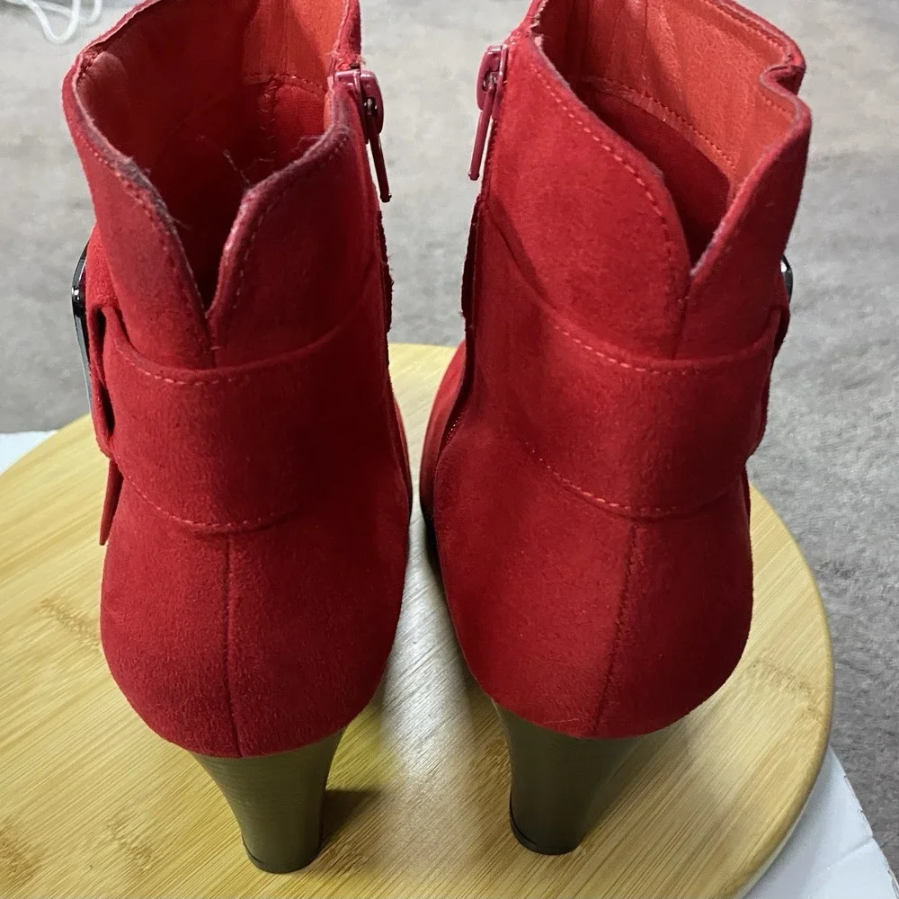 mysoft Women's Red Booties Chunky Heel, Great Cond. Zipper Ankle Boots US 9.5‎